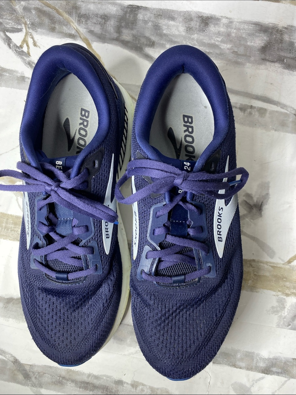 Brooks Beast Gts 2e View 5